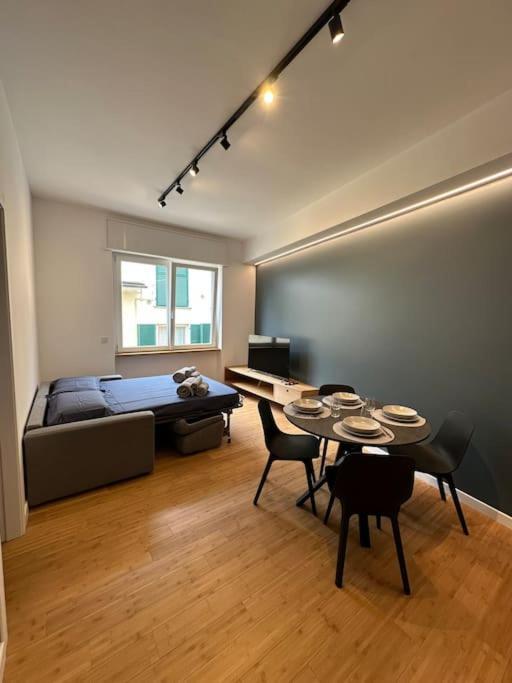 Casaviva - Apartment In The Historic Center - Sea Genoa Luaran gambar